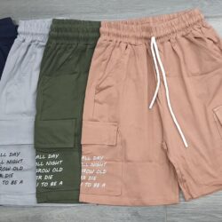 Pantaloni scurți