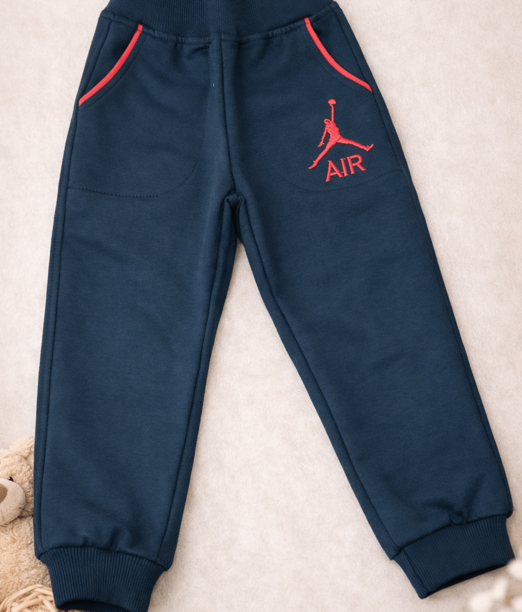 pantaloni sport